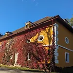 Ottmanach Josefhof * Pischeldorf