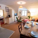 Ottmanach Josefhof * Pischeldorf